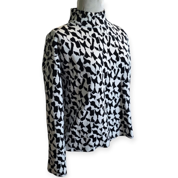 Philosophy Abstract Print Sweater, Black & White, Size Medium - Picture 2 of 7